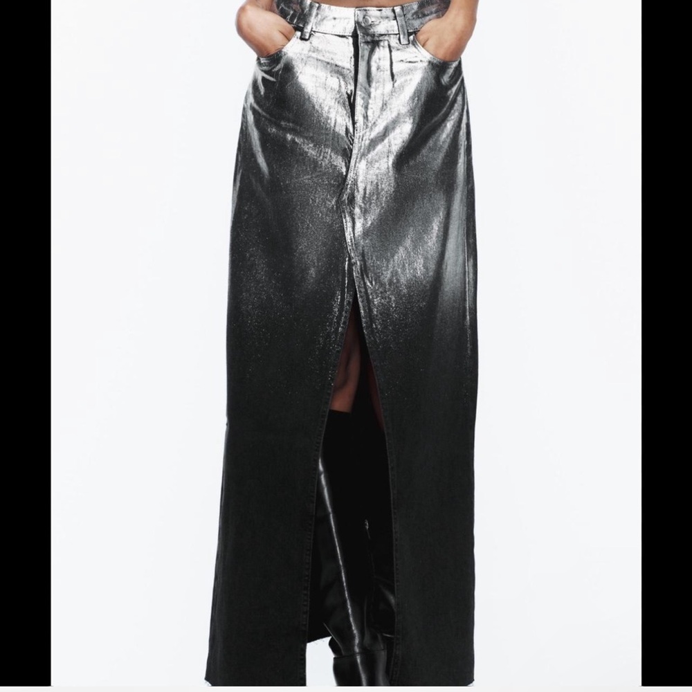 New metallic denim skirt without the Zara label!!